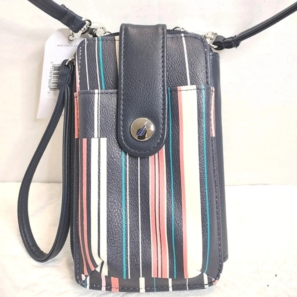 Nautica Wallet Crossbody/Wristlet NWT - Picture 1 of 9